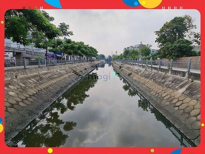 Hình ảnh Q12. 18 triệu/m2, đất ngang 21M, 300m2, gần đường Thạnh Xuân 33.