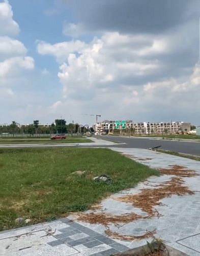 Hình ảnh Bán lô đất DT 100m giá 2,2 tỷ đường Đồng Văn Cống-Nguyễn Thị Định