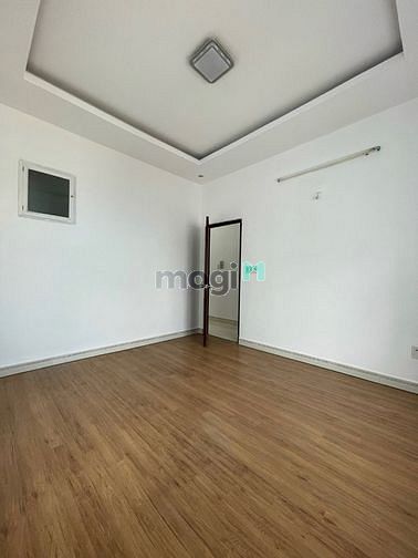 Hình ảnh Bán gấp, HXH Cách mạng tháng tám, quận 10
