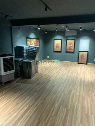 Hình ảnh Cho Thuê nhà Mặt Tiền Đường 3/2, khu sầm uất