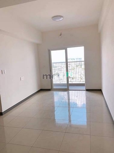 Hình ảnh Mb6623 nạp rút nhanh chóng Imperial Place thiết kế 2 phòng ngủ, nội thất cơ bản.