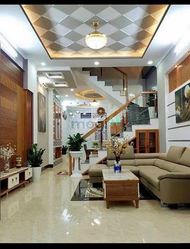 Hình ảnh Kẹt Tiền Bán Nhà: BÀNH VĂN TRÂN, P7, TÂN BÌNH: