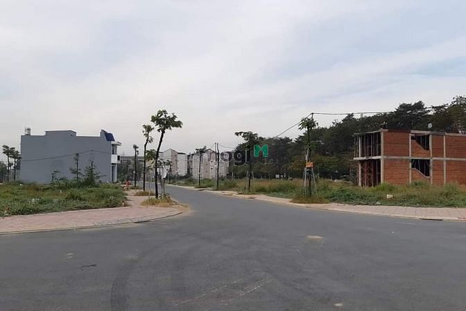 Hình ảnh Mở bán 25 lô đất KDC Kim Sơn P. Tân Phong DT 105m Giá 2 tỷ 250tr