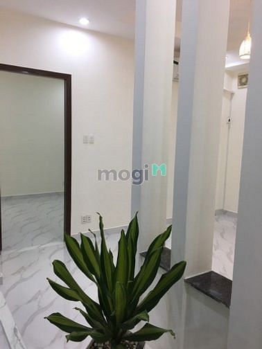 Hình ảnh Mb6623 nạp rút nhanh chóng Lữ Gia Plaza tầng 10 ban công rộng rãi, view đón gió mát mẻ.