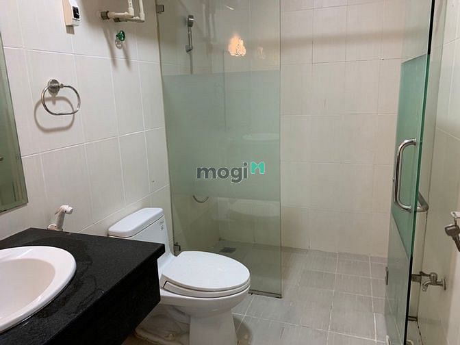 Hình ảnh Mb6623 nạp rút nhanh chóng Lữ Gia Plaza tầng 10 ban công rộng rãi, view đón gió mát mẻ.