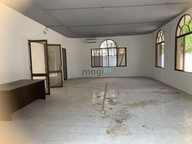 Hình ảnh Cho thuê biệt thự ViLLa mặt tiền đường số 44 P. Thảo Điền TP.Thủ Đức