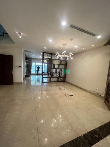 Hình ảnh Cho thuê nhà 36 Thăng Long, Phường 4, Tân Bình giáp Cộng Hoà, Sân Bay