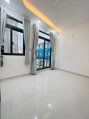 Hình ảnh SHR 3 lầu 4 phòng nhà mới đường 6m