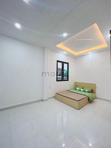 Hình ảnh SHR 3 lầu 4 phòng nhà mới đường 6m