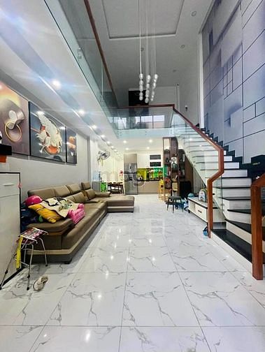 Hình ảnh Bán nhà Huỳnh Tấn Phát Q7 shr 3Tỷ250 HxH