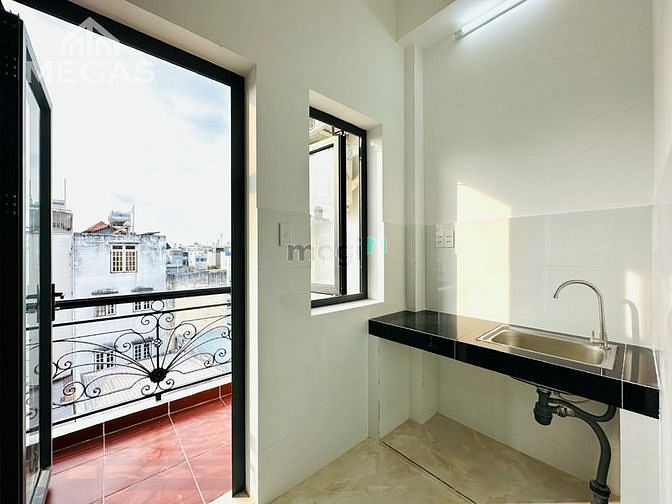 Hình ảnh Mb6623 nạp rút nhanh chóng full nội thất ngay Vincom Phan Văn Trị