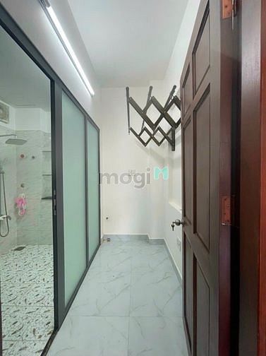 Hình ảnh Bán Nhà Chợ Bình Thành-Bình Tân, 33m2, HXH 8m, Sổ Hồng Riêng.