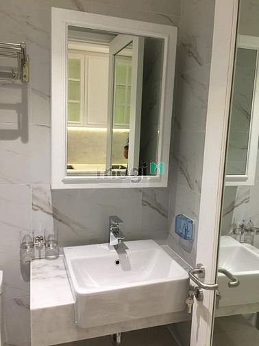 Hình ảnh Khách nữ không ở nữa cần bán Studio Rivergate, Quận 4, 2 tỷ 1, 45m2
