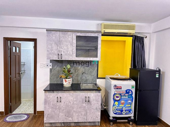 Hình ảnh Studio Full Nội Thất_30m2_Gần Công Viên Lê Thị Riêng_Hẻm Ôtô_Free PDV
