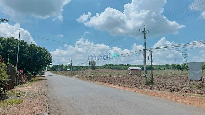 Hình ảnh Bán nhanh 2 lô đất MT đường nhựa 6m, Dân cư đông đúc, sát vách KCN