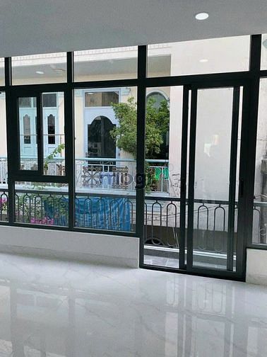 Hình ảnh Nhà cách 1 căn ra HXH ngay Chợ BÀ CHIỂU, Phường 2 BÌNH THẠNH