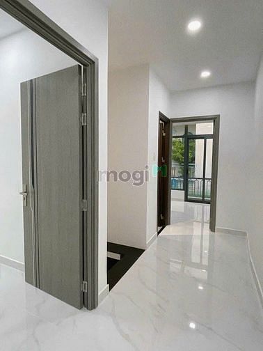 Hình ảnh Nhà cách 1 căn ra HXH ngay Chợ BÀ CHIỂU, Phường 2 BÌNH THẠNH