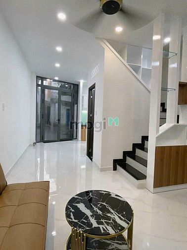 Hình ảnh Nhà cách 1 căn ra HXH ngay Chợ BÀ CHIỂU, Phường 2 BÌNH THẠNH