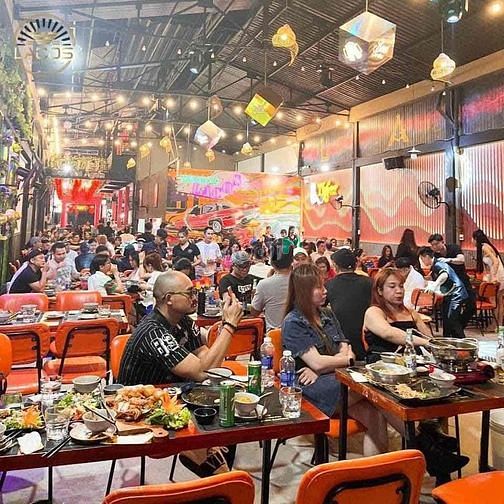 Hình ảnh Cho Thuê Rooftop 570 m2 Mở Nhà Hàng - Cafe Siêu Đẹp Quận Tân Phú
