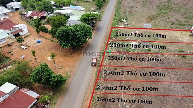 Hình ảnh Đất ven hồ - Sổ sẵn - Có thổ cư - Vị trí đẹp - Đầu tư tốt - Gần KCN