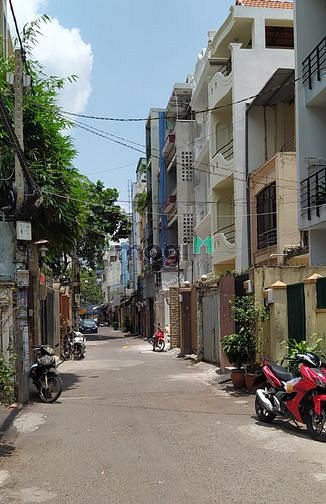 Hình ảnh Nhà HXH (7.6m x22m) CÁCH MẠNG THÁNG 8 Quận 10