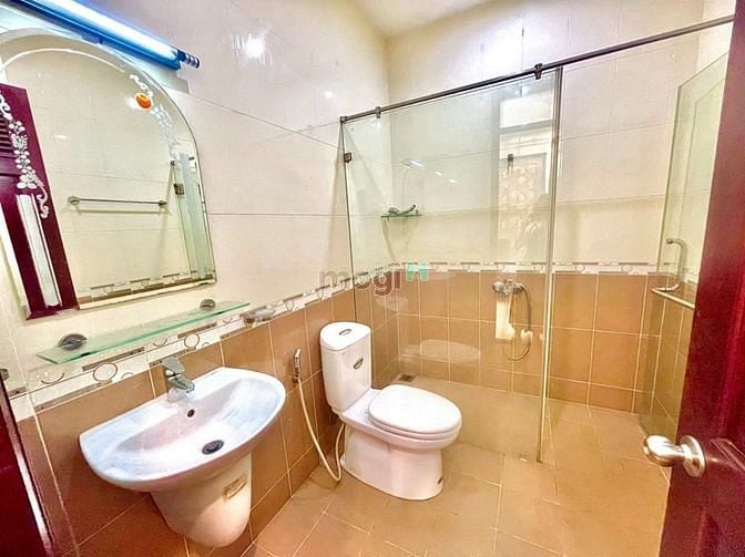 Hình ảnh Mb6623 nạp rút nhanh chóng mới đẹp, tiện nghi, có thang máy đường Tân Hoà Đông