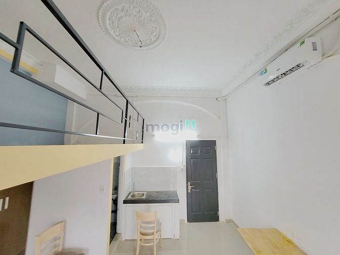 Hình ảnh Phòng Duplex - Ban Công Riêng + Cửa Sổ