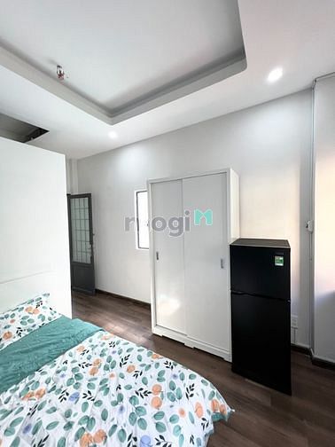 Hình ảnh Phòng Cửa Sổ Thoáng Mát Giá Rẻ Full Nội Thất Đường Cách Mạng Tháng 8