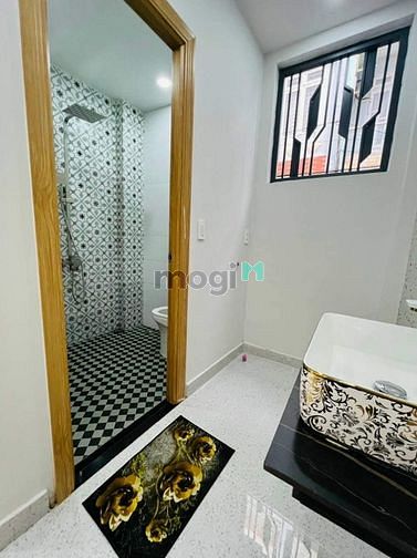 Hình ảnh Bán Nhà Đẹp Ở ngay QUANG TRUNG HXH 4 Chỗ Đỗ Cửa GÒ VẤP
