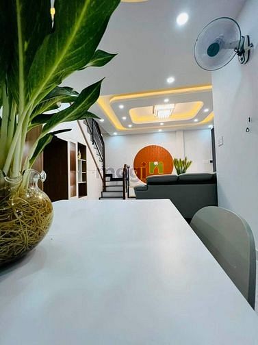 Hình ảnh Bán Nhà Đẹp Ở ngay QUANG TRUNG HXH 4 Chỗ Đỗ Cửa GÒ VẤP