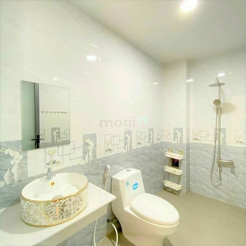 Hình ảnh (NHANH MỚI KỊP) Quận Bình Tân_Nhà 3 tầng, DTSD 162m2, 2,35 tỷ