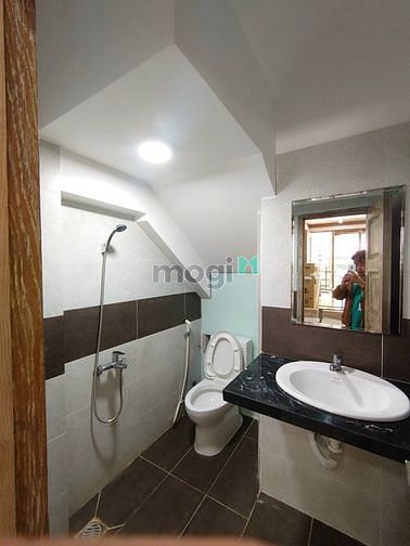 Hình ảnh CHDV Mang Phong Cách Gia Đình nằm Ngay Cầu Rạch Chiếc