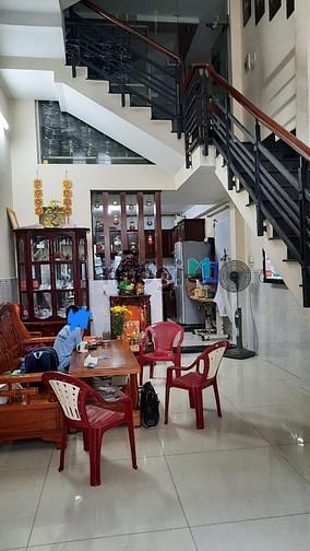 Hình ảnh 7 tỷ 5 còn bớt, sát mặt tiền, hẻm nhựa 6m Đồng Đen - Tân Bình