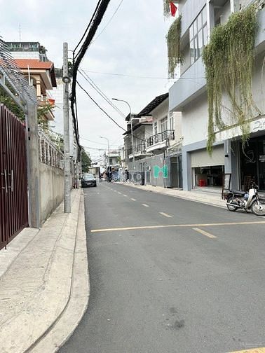 Hình ảnh Cho thuê biệt thự đường Nguyễn Văn Thương q Bình Thạnh .