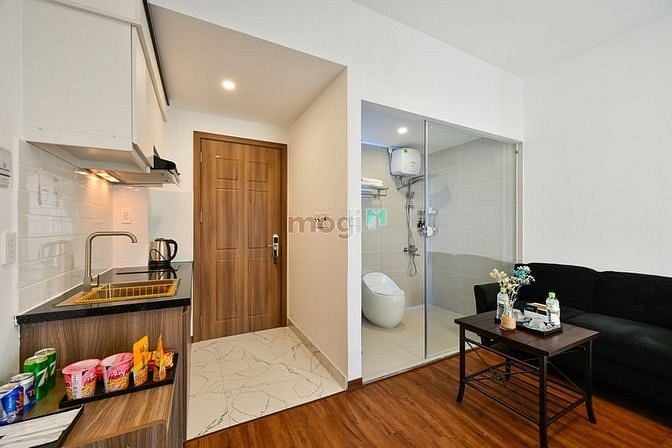 Hình ảnh Căn Hộ Studio Ban Công 40m2 , Thang Máy , Ngay Ngã Sáu Phù Đổng
