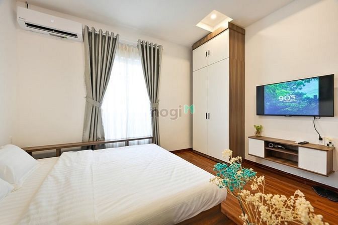 Hình ảnh Căn Hộ Studio Ban Công 40m2 , Thang Máy , Ngay Ngã Sáu Phù Đổng