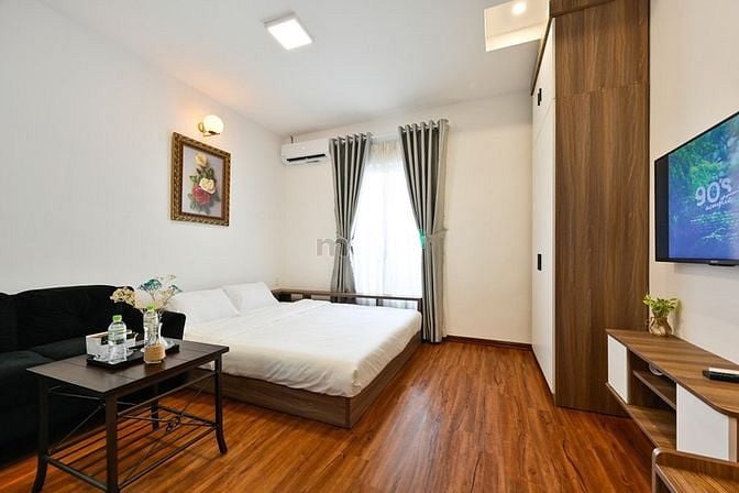 Hình ảnh Căn Hộ Studio Ban Công 40m2 , Thang Máy , Ngay Ngã Sáu Phù Đổng