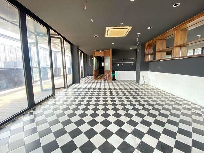 Hình ảnh Rooftop Chill 200m, Tầng 10, View Bitexco,DT: 10X20m, Gía 45TR
