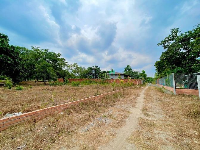 Hình ảnh Giảm Sâu Miếng Đất Cực Đẹp SHR Xây Bao Sẵn Ngay Dưới Chân Núi