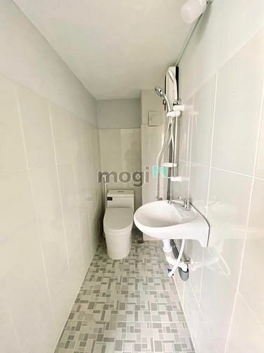 Hình ảnh Cho thuê phòng mới xây full nội thất có bancong - Võ Liêm Sơn Q8