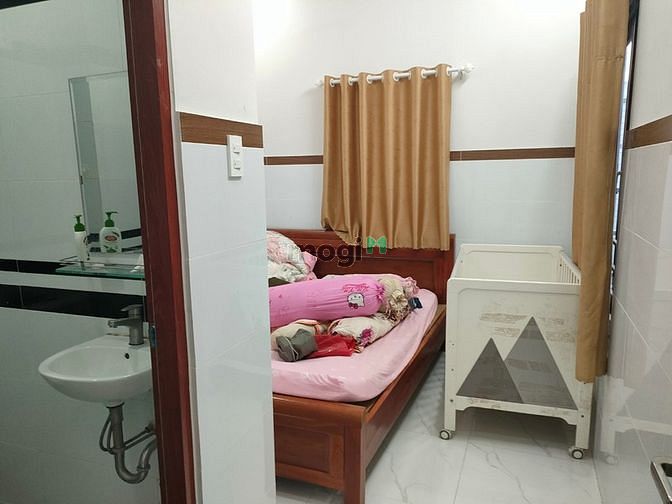 Hình ảnh Cách mặt tiền 1 căn, 40m2, 3 tầng sân thượng, 5,5 tỷ, đ Phan Văn Trị