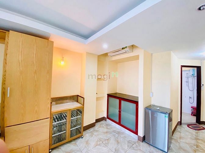 Hình ảnh Studio cửa sổ 2 giường lớn full nội thất - gần Lotte quận 7