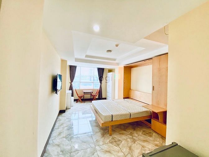 Hình ảnh Studio cửa sổ 2 giường lớn full nội thất - gần Lotte quận 7