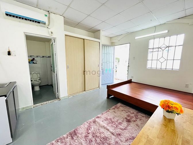 Hình ảnh Phòng đẹp Ban Công ngay HÀNG XANH - Giảm Ngay 1.5 TRIỆU