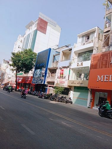 Hình ảnh Cho thuê mặt tiền Võ Văn Tần, P.5, Q.3
