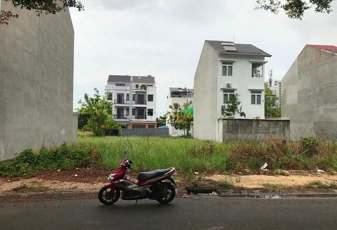 Hình ảnh Thanh lý lô đất đường Long Phước, Q9, gần Chợ Long Phước. DT 80m2. SHR