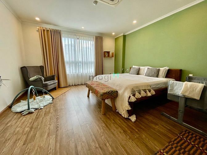 Hình ảnh Cho Thuê Penthouse 3 Phòng Ngủ 3WC Có Ban Công Gần Masteri Thảo Điền