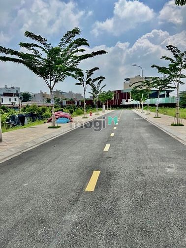 Hình ảnh Mở bán 20 nền đất đường Hồ Bá Phấn Quận 9 Diện Tích 88m2 Giá 2ty3