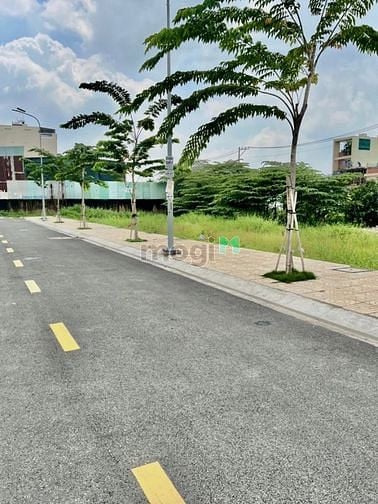 Hình ảnh Mở bán 20 nền đất đường Hồ Bá Phấn Quận 9 Diện Tích 88m2 Giá 2ty3