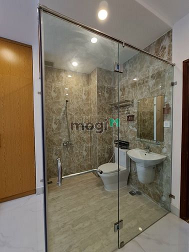 Hình ảnh Studio full nội thất cửa sổ lớn ngày Huỳnh Tấn Phát Quận 7
